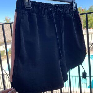 Scotch & Soda Madison Casual Side Stripe “The Pool Side” Shorts. Sz 0/XS